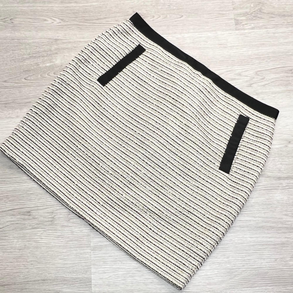 LOFT Tweed Skirt Black White Metallic Stripes Mini Size 12